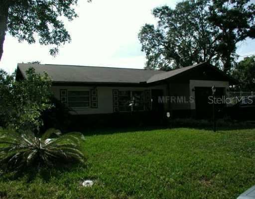 1914 Seminole Ave., Kissimmee, FL 34744