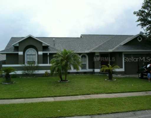 2760 Woodstream Cir., Kissimmee, FL 34743