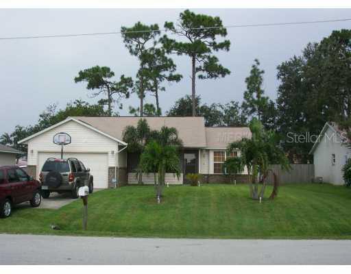 1181 Pine Ln., St Cloud, FL 34771