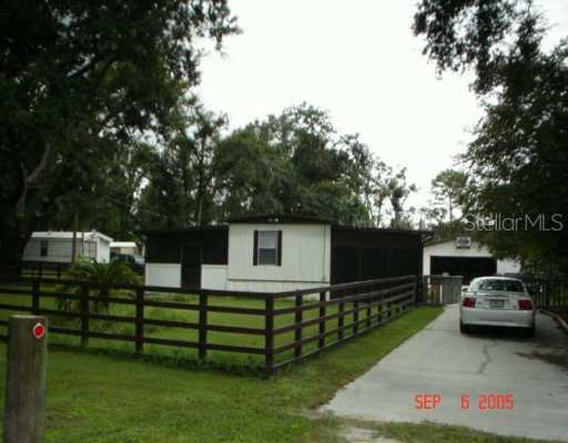 2877 Bay Ave., Kissimmee, FL 34744