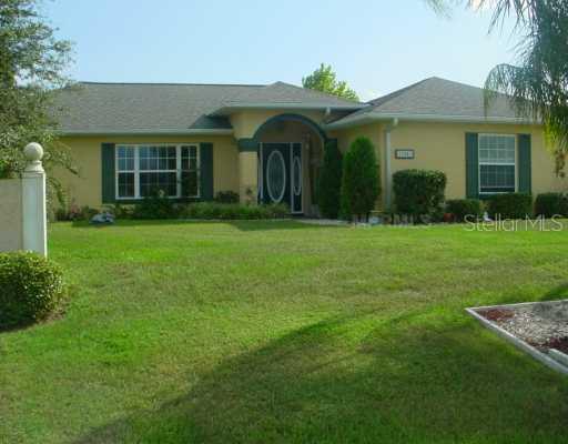13542 Biscayne Dr., Grand Island, FL 32735
