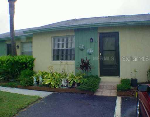 33 Lake Villa Way, Kissimmee, FL 34743