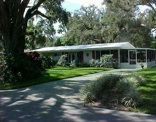 810 Vermont Ave., St. Cloud, FL 34769