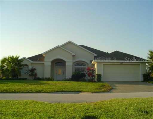 3253 Saratoga Dr., Tavares, FL 32778