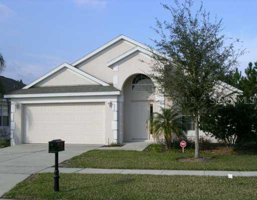 552 Oxford Dr., Davenport, FL 33897