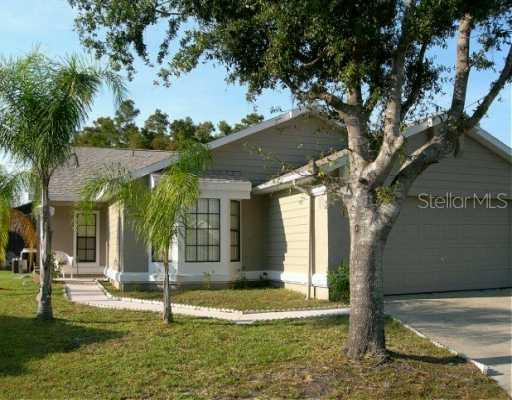 206 Tealwood Ct., Kissimmee, FL 34743