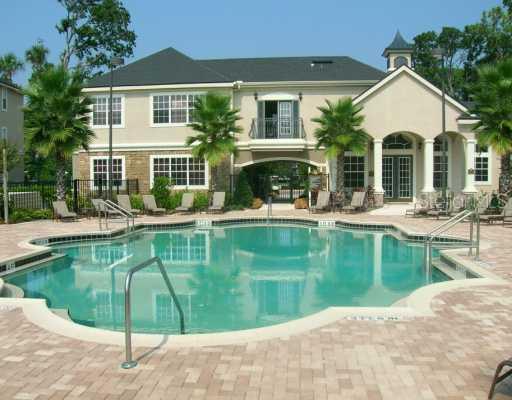 940 Village Tr. #1-105, Port Orange, FL 32127