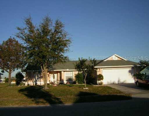 2709 Uxbridge Ln., Kissimmee, FL 34743