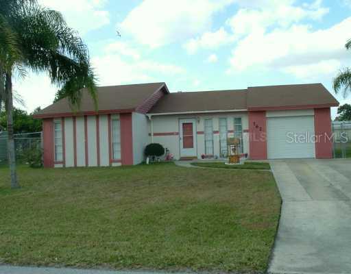 762 Royal Palm Dr., Kissimmee, FL 34743