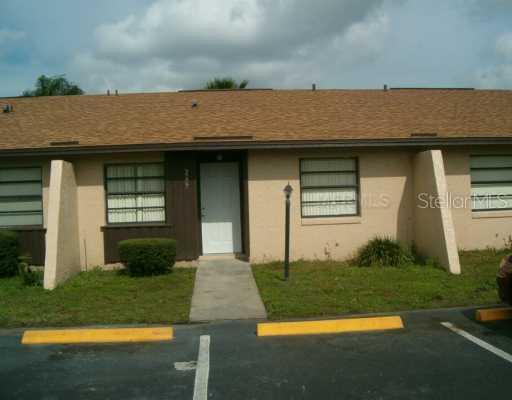 2207 Caribbean Dr. #30, Kissimmee, FL 34741