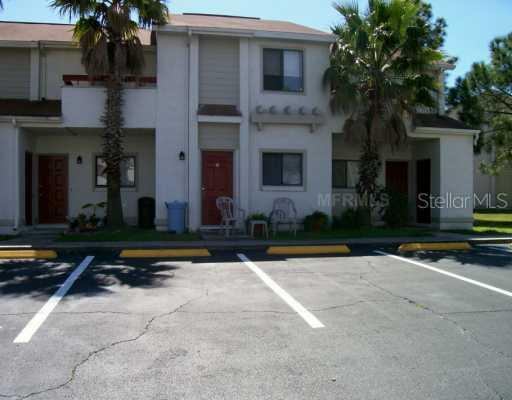 202 Eden Ln. #E, Kissimmee, FL 34743