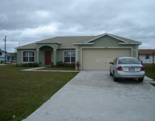 320 Edgewood Ct., Kissimmee, FL 34759