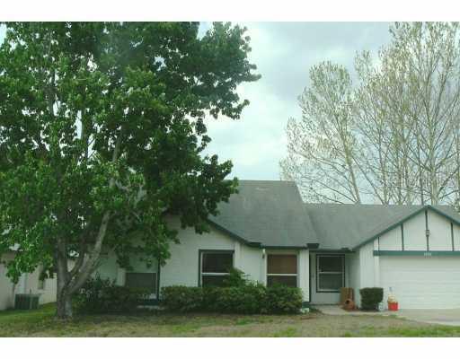 7807 Bay Cedar Dr., Orlando, FL 32835