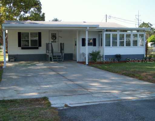 2009 Oak St., St. Cloud, FL 34769