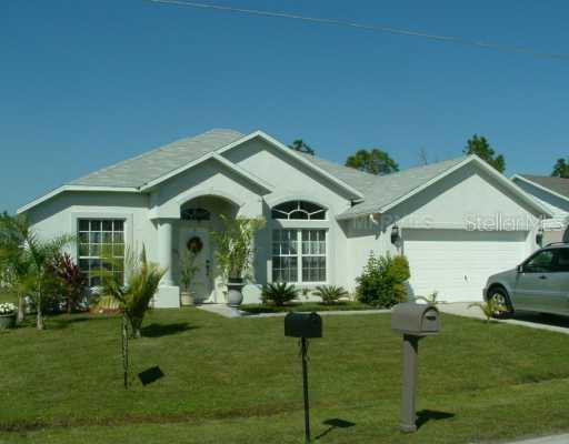 911 Nancy Ct., Kissimmee, FL 34759