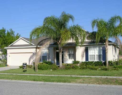 2631 Hawthorne Ln., Kissimmee, FL 34743