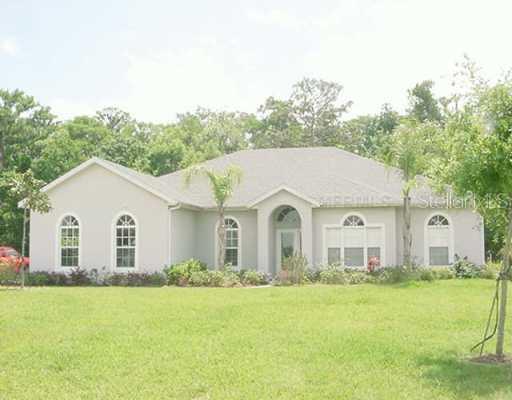 1935 Sir Lancelot Cir., St. Cloud, FL 34772