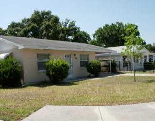 1422 Vermont Ave., St. Cloud, FL 34769