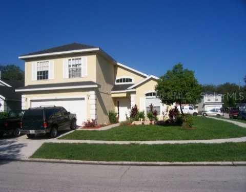 121 Pinewood Dr., Davenport, FL 33896
