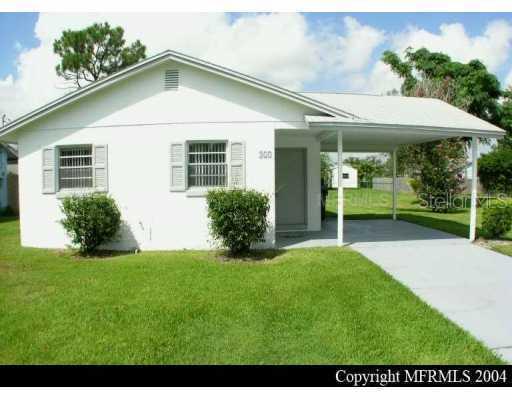 300 Montana Ave., St. Cloud, FL 34769