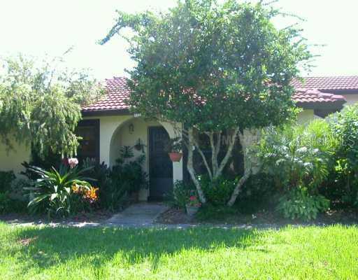 525 Hunter Cir., Kissimmee, FL 34758