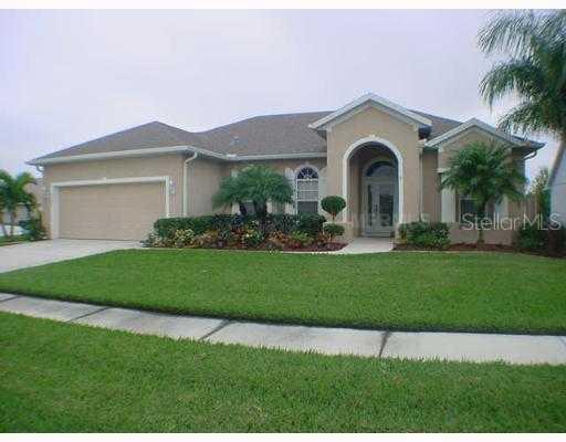 2702 Gold Dust Cir., Kissimmee, FL 34744