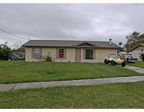 1524 Eola Cir., Kissimmee, FL 34741