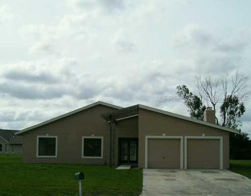 8 Country Club Ct., Kissimmee, FL 34759