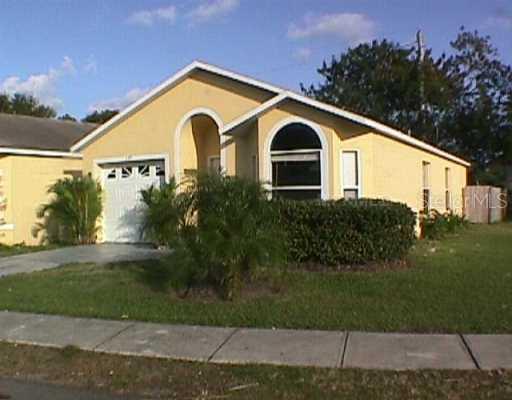 135 Dahlia Village Cir., Orlando, FL 32807