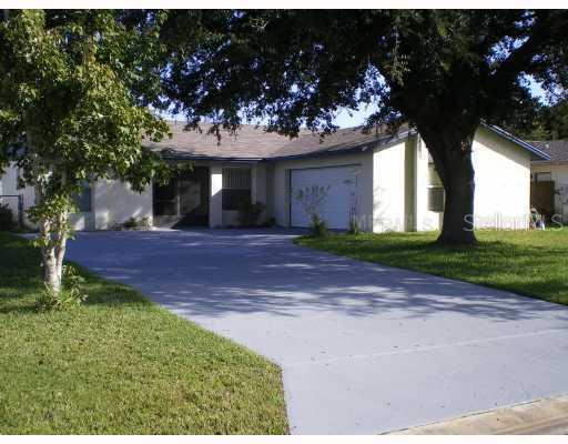 703 Wedge Ln., Poinciana, FL 34759