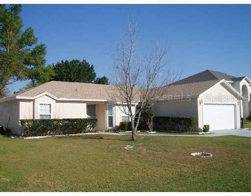 915 Derbyshire Dr., Poinciana, FL 34758