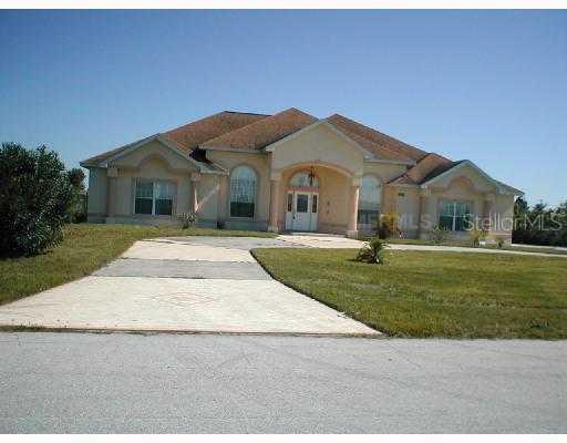 2759 Almond Ave., Kissimmee, FL 34746