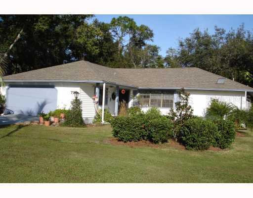 728 Yucatan Ct., Kissimmee, FL 34758