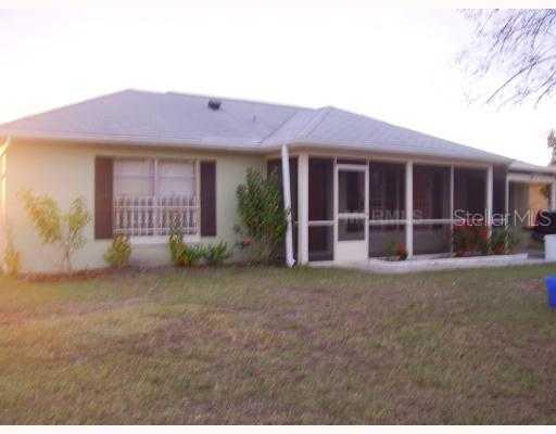 72 Harness Ln., Kissimmee, FL 34743