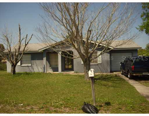 730 Royal Palm Dr., Kissimmee, FL 34743