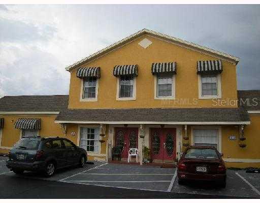 1016 Universal Rest Pl., Kissimmee, FL 34744