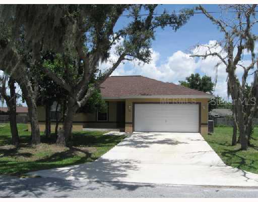142 Tyler St., Lake Wales, FL 33859