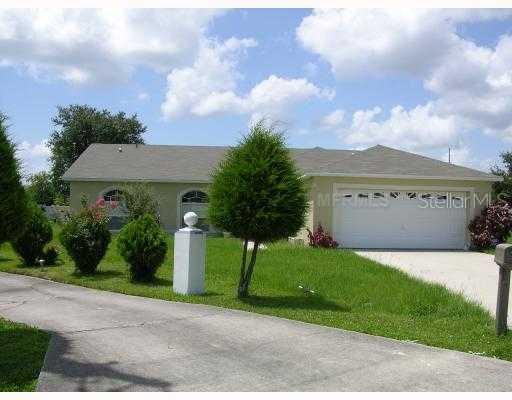 806 Cardinal Pl., Poinciana, FL 34759