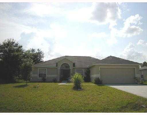 1637 Tench Ct., Kissimmee, FL 34759