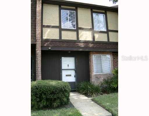 2331 Huntington Green Ct. #3, Orlando, FL 32839