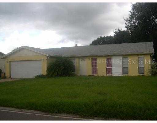 153 Mexicali Ave., Kissimmee, FL 34743
