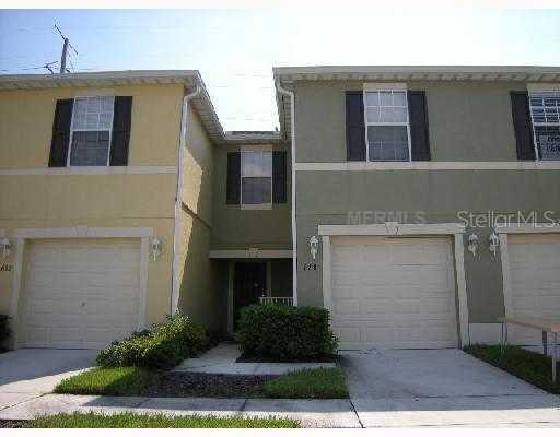 628 Cresting Oak Cir. #33, Orlando, FL 32824