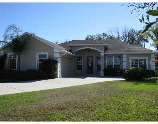 1045 E 10th St., St. Cloud, FL 34769