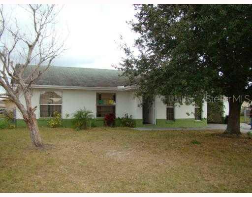 481 Eliza Ct., Kissimmee, FL 34743