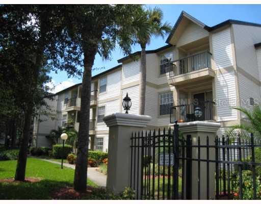 1972 Lake Atriums Cir. #196, Orlando, FL 32839