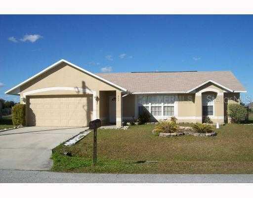 827 Franconville Ct., Kissimmee, FL 34759