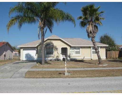 517 Royal Palm Dr., Kissimmee, FL 34743