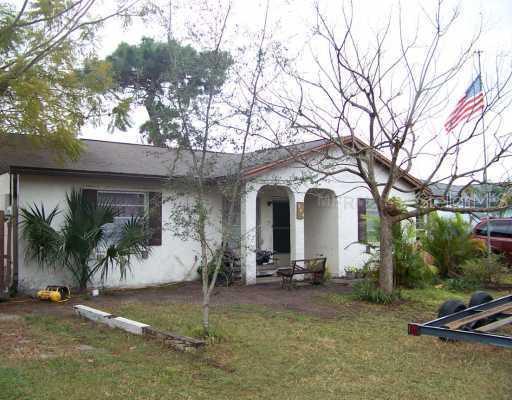 208 Fiesta Dr., Kissimmee, FL 34743