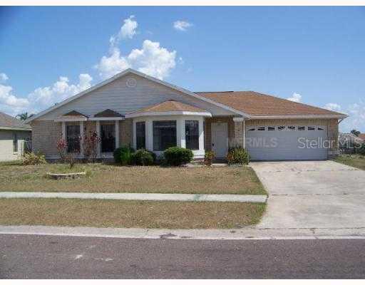 112 Honeywood Dr., Kissimmee, FL 34743