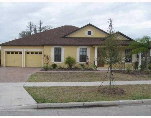 9818 Caroline Park Dr., Orlando, FL 32832